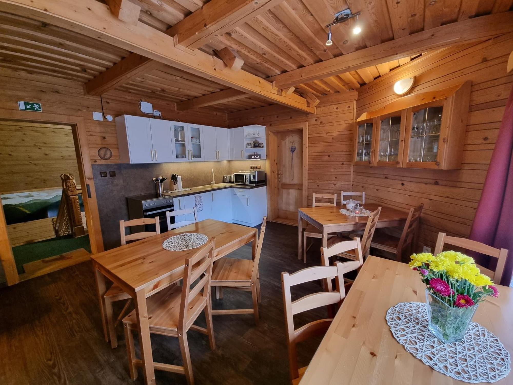 Apartmany Kubinska Hola Дольни-Кубин Экстерьер фото